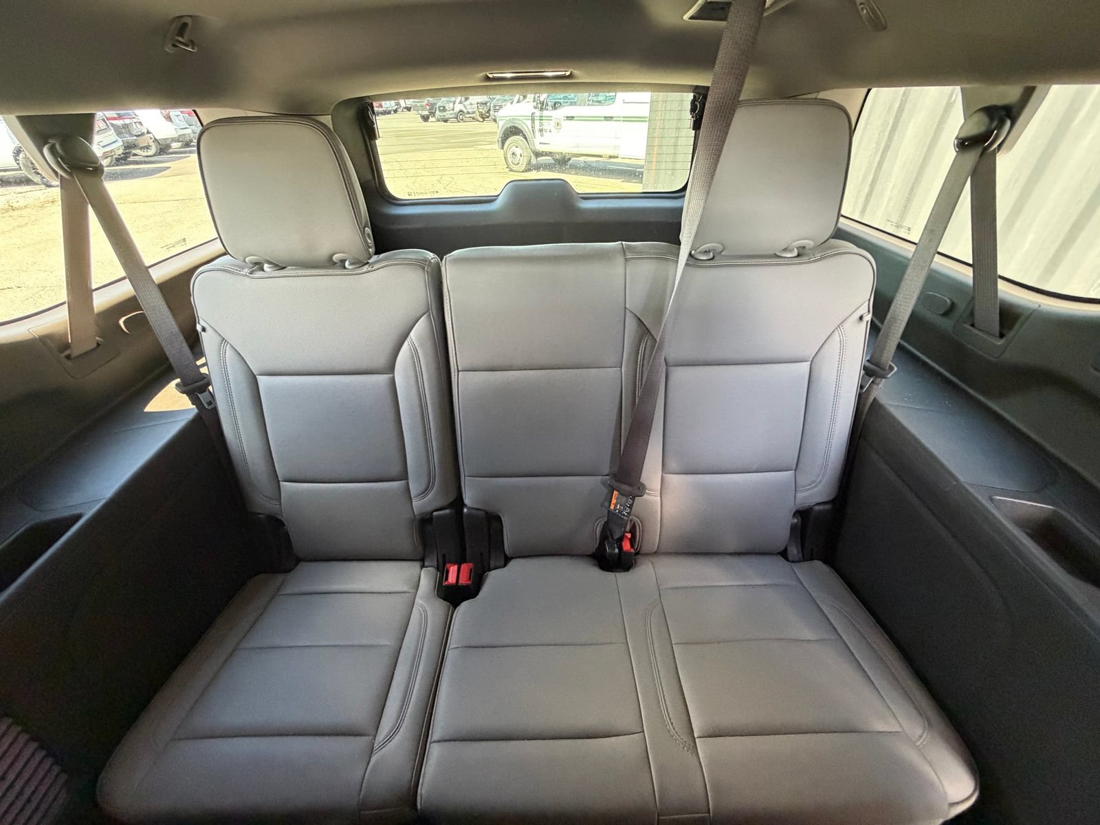 Used 2025 GMC Yukon XL Elevation AWD/4WD image 28