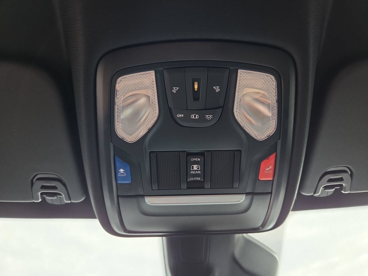 New 2026 RAM 1500 Express AWD/4WD image 23