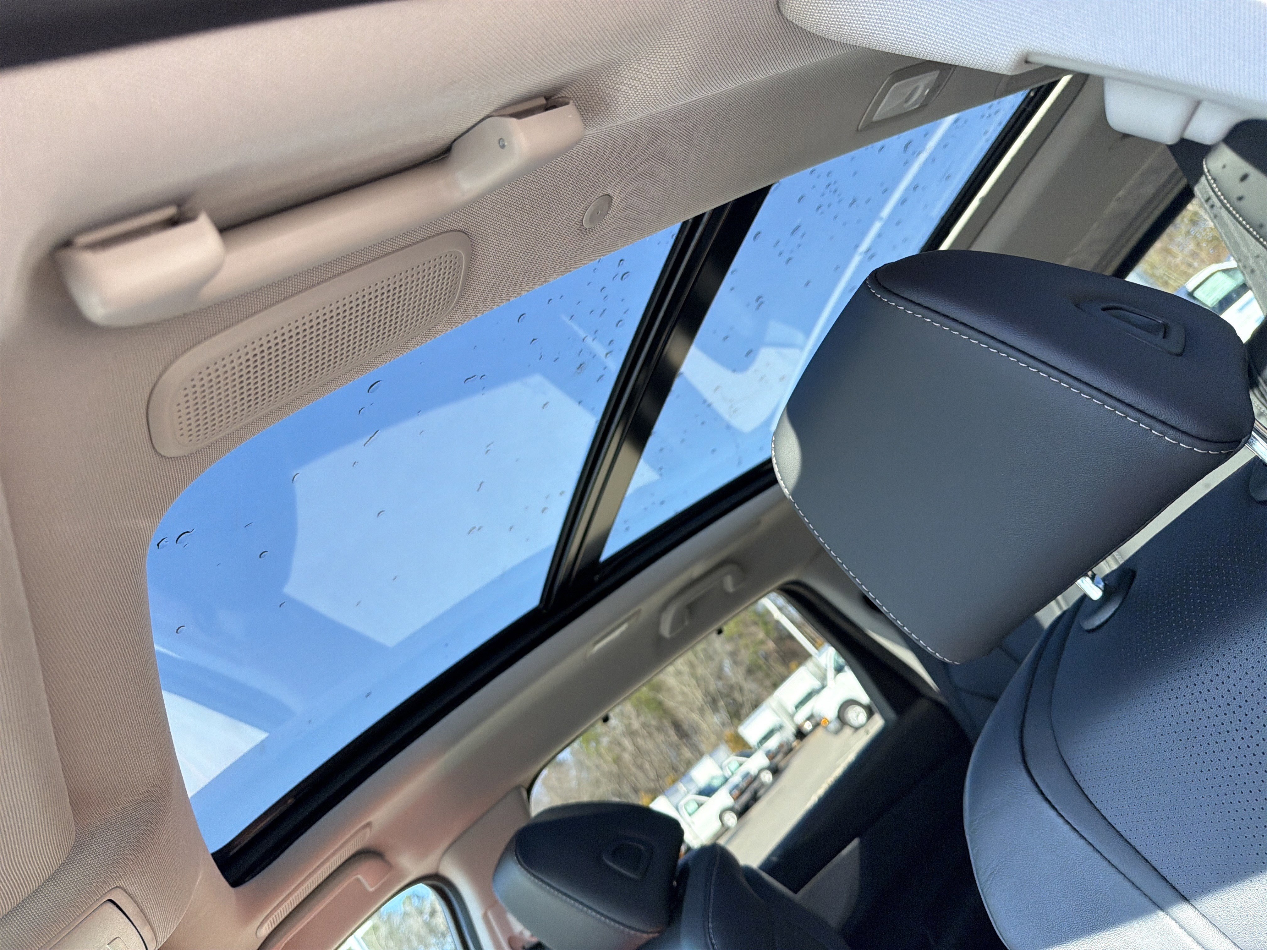 Certified 2026 Acura MDX FWD w/ Technology Package image 35