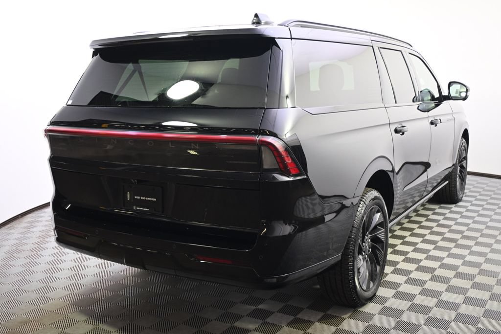 New 2027 Lincoln Navigator L Reserve w/ Jet Appearance Package AWD/4WD image 6
