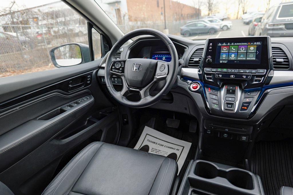 Used 2023 Honda Odyssey Touring image 43