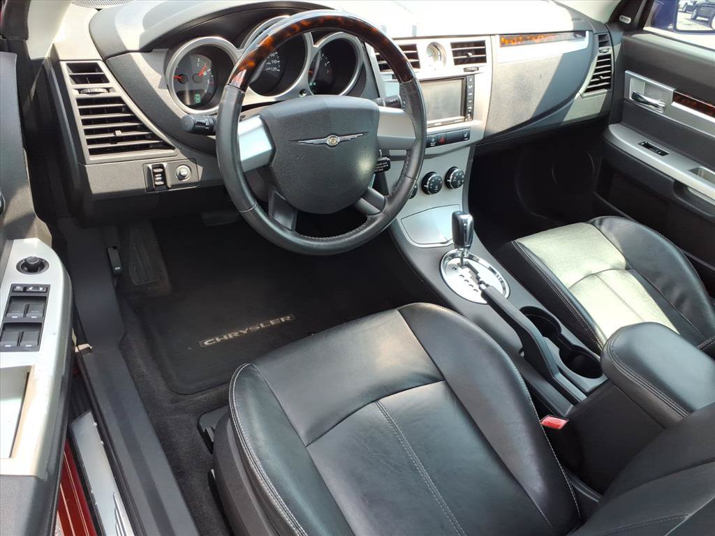 Used 2010 Chrysler Sebring Limited FWD image 15