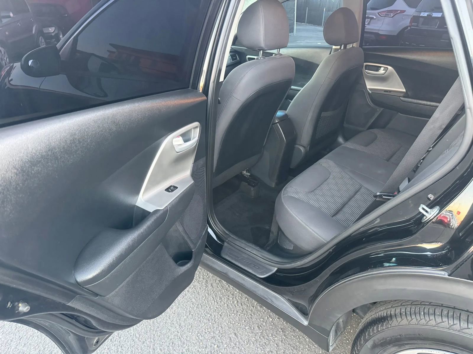 Used 2019 Kia Niro LX image 22