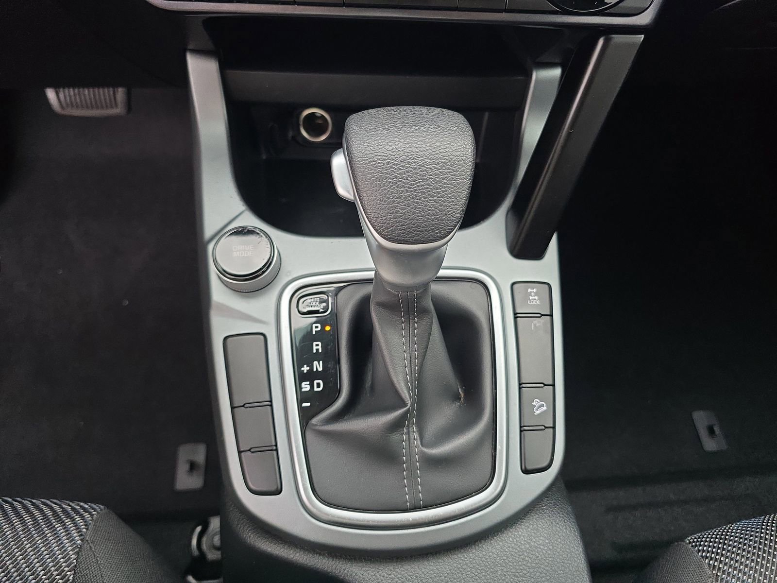 Used 2025 Kia Seltos LX AWD/4WD image 18