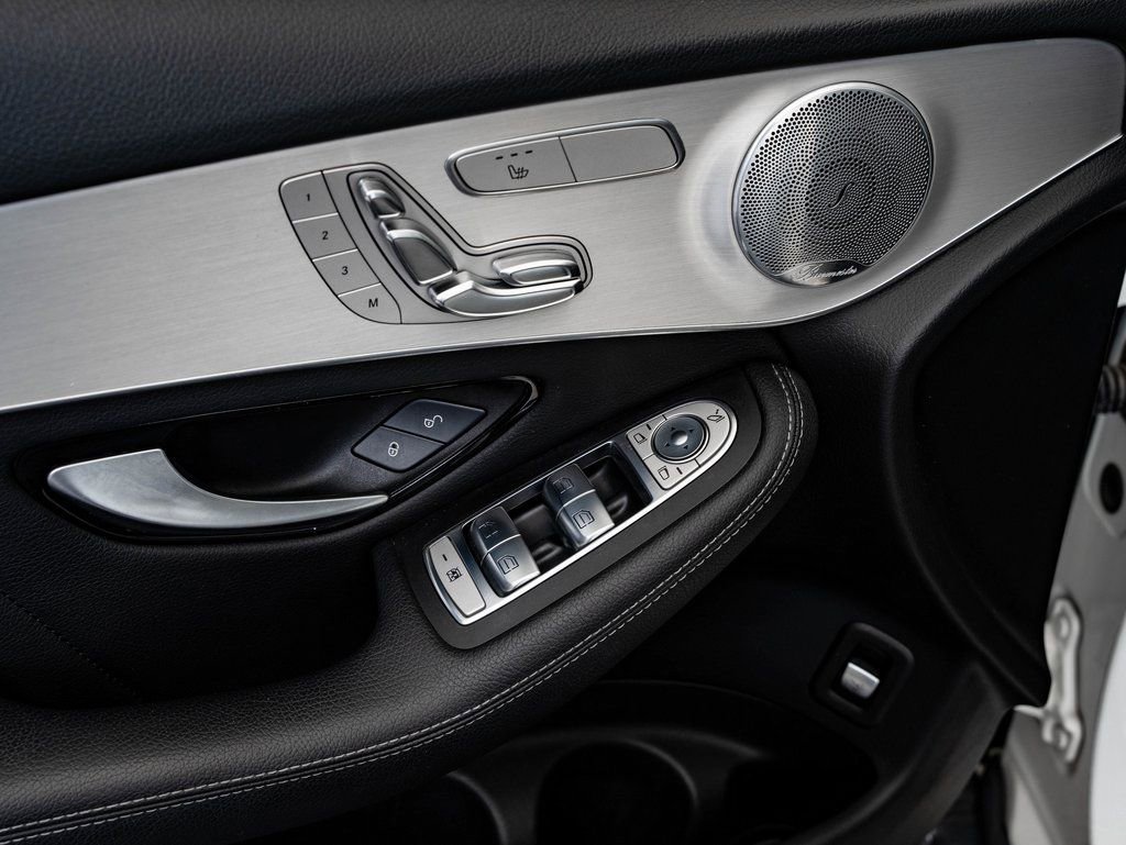 Used 2019 Mercedes-Benz GLC 300 4MATIC Coupe image 26