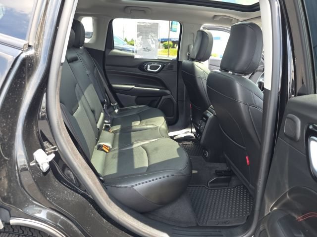 Used 2022 Jeep Compass Trailhawk w/ Trailhawk Elite Group AWD/4WD image 42