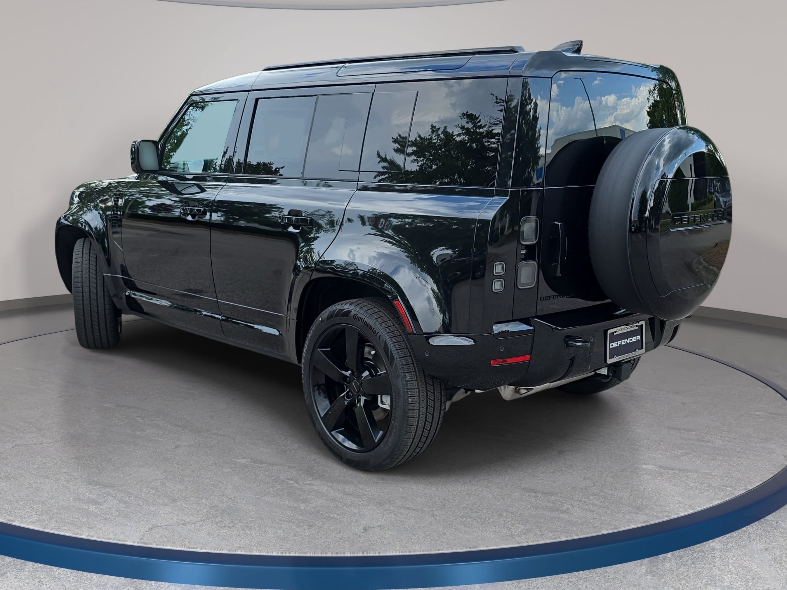 New 2026 Land Rover Defender 110 X-Dynamic SE AWD/4WD image 7