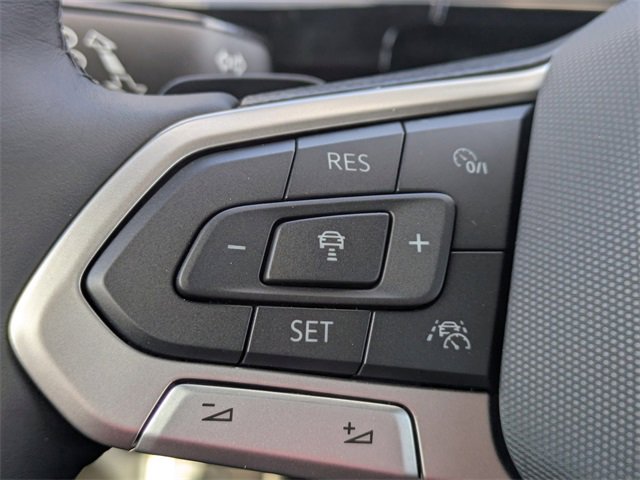 New 2026 Volkswagen Atlas Cross Sport SEL Premium R-Line image 28