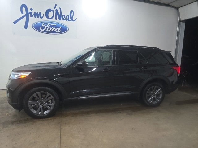 Used 2023 Ford Explorer XLT w/ Equipment Group 202A image 30