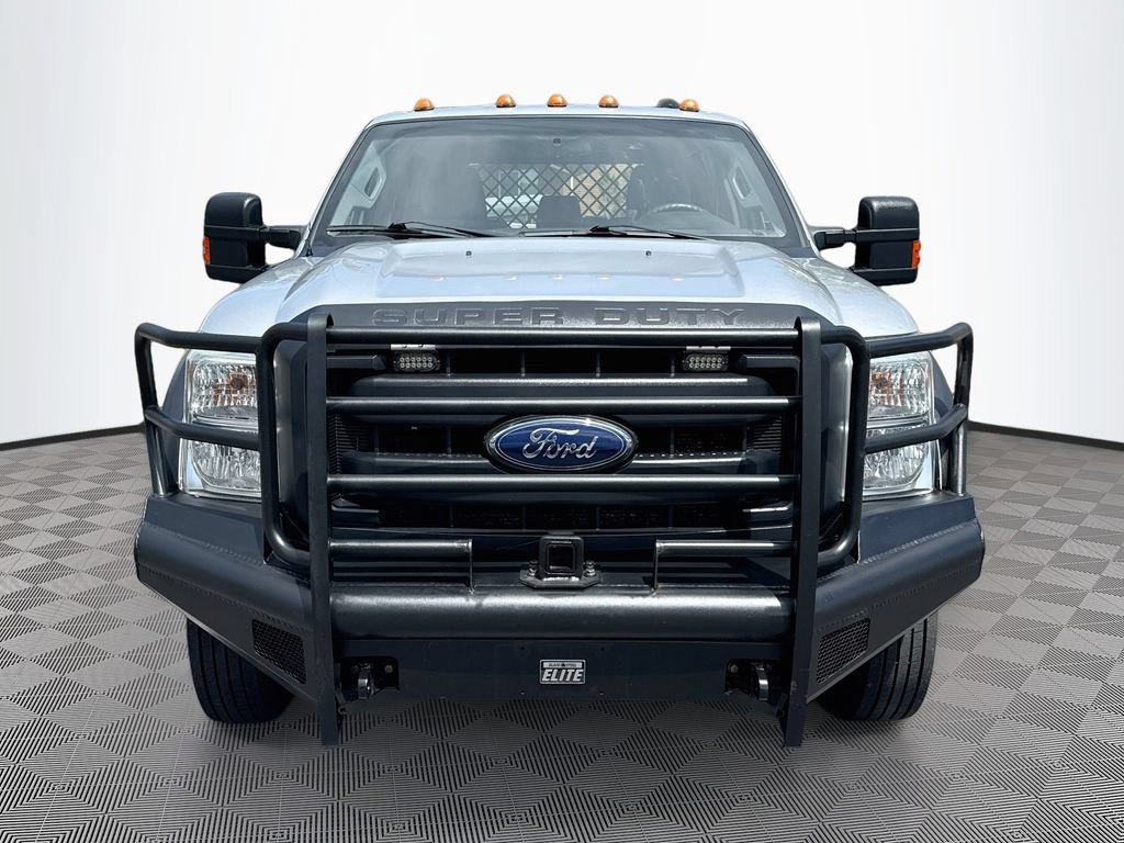 Used 2015 Ford F450 XL w/ Power Equipment Group AWD/4WD image 2