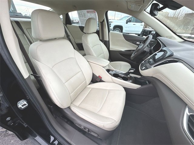 Used 2024 Chevrolet Malibu LT image 28