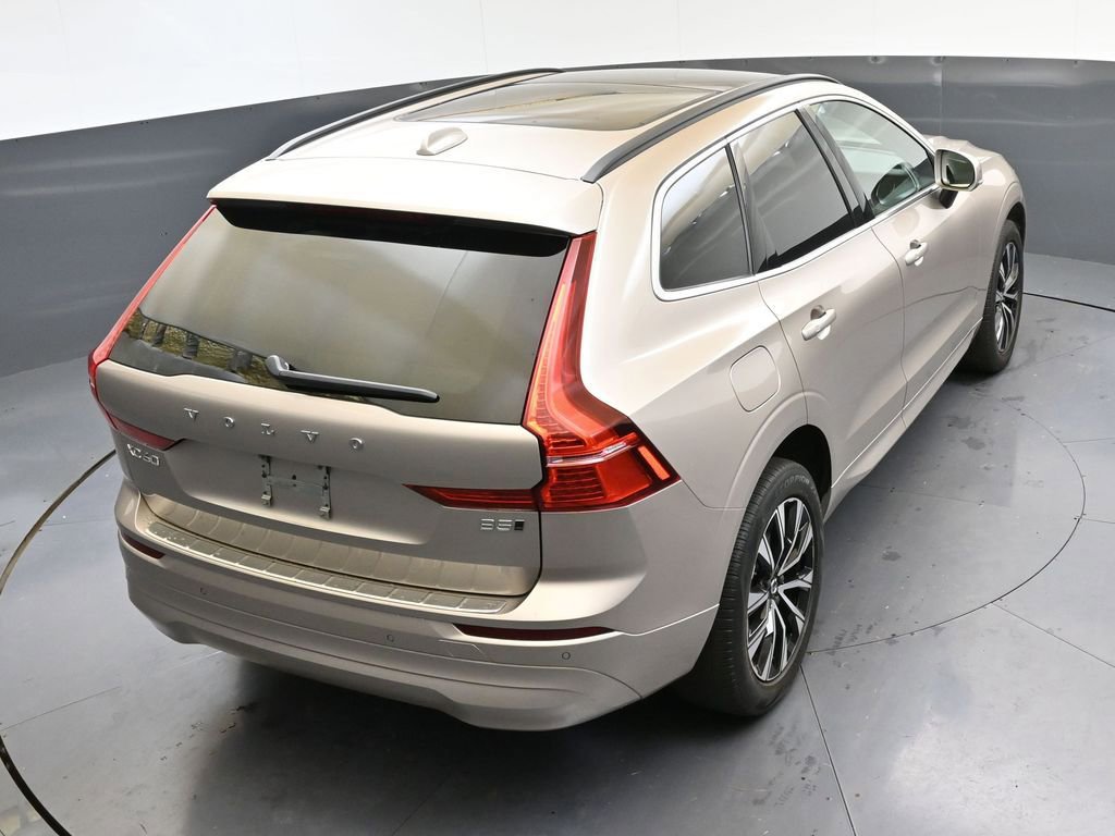 Certified 2023 Volvo XC60 B5 Core image 40