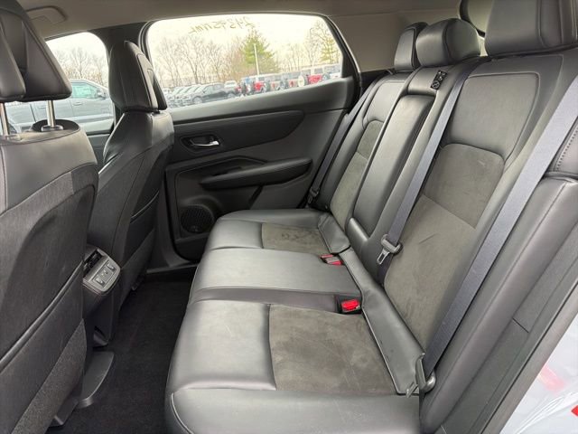 Used 2024 Nissan Ariya AWD image 13