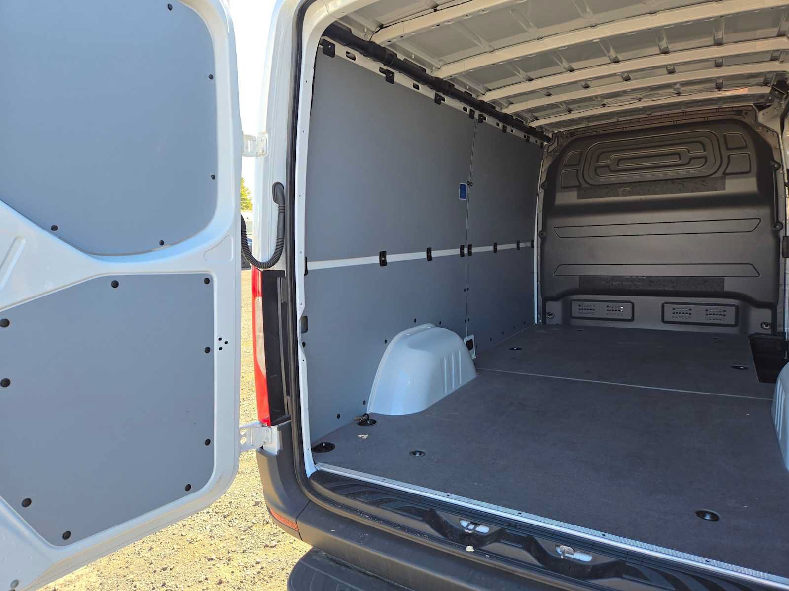 Used 2026 Mercedes-Benz Sprinter 2500 image 17