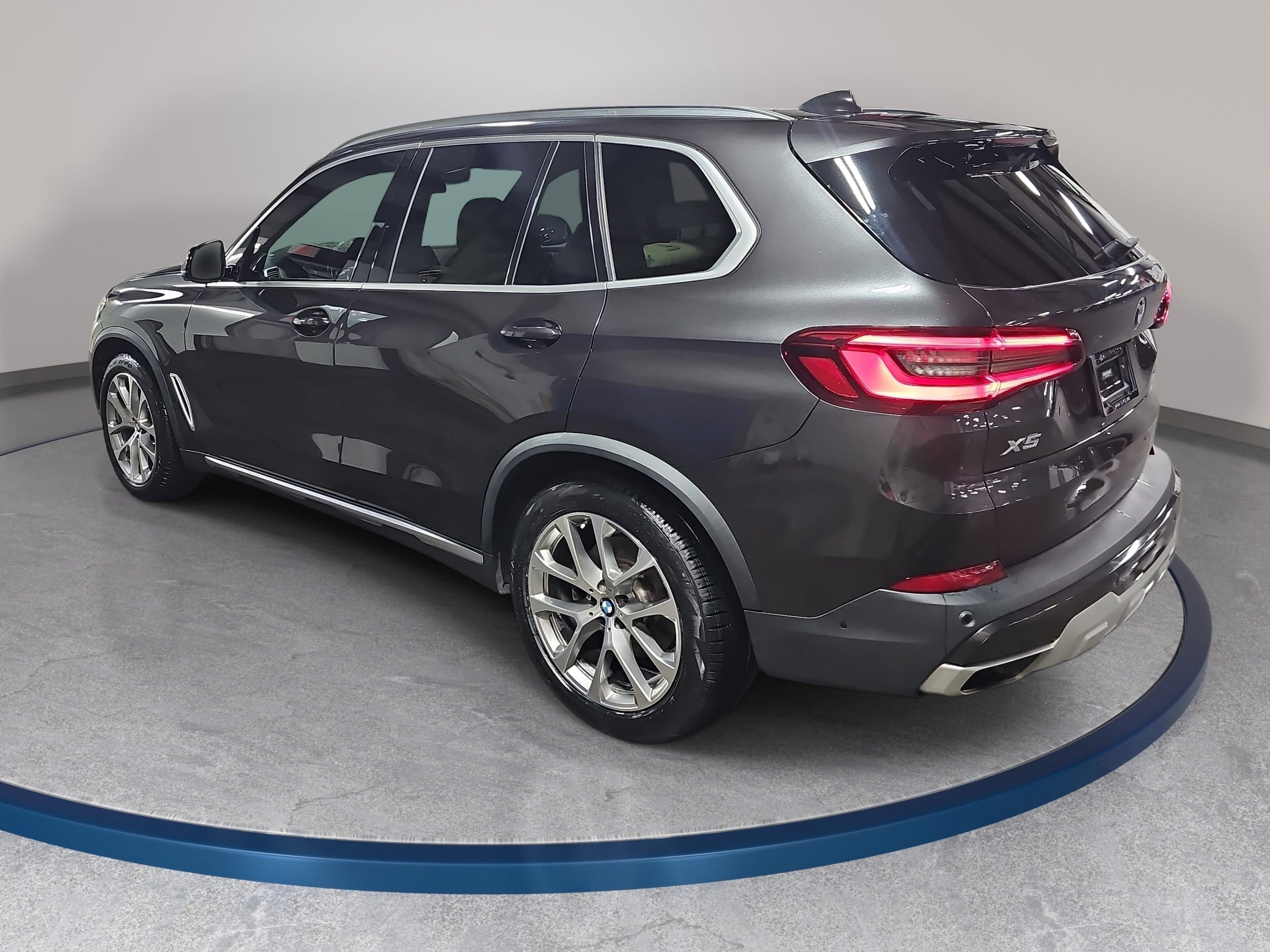 Used 2021 BMW X5 sDrive40i w/ Convenience Package RWD image 7