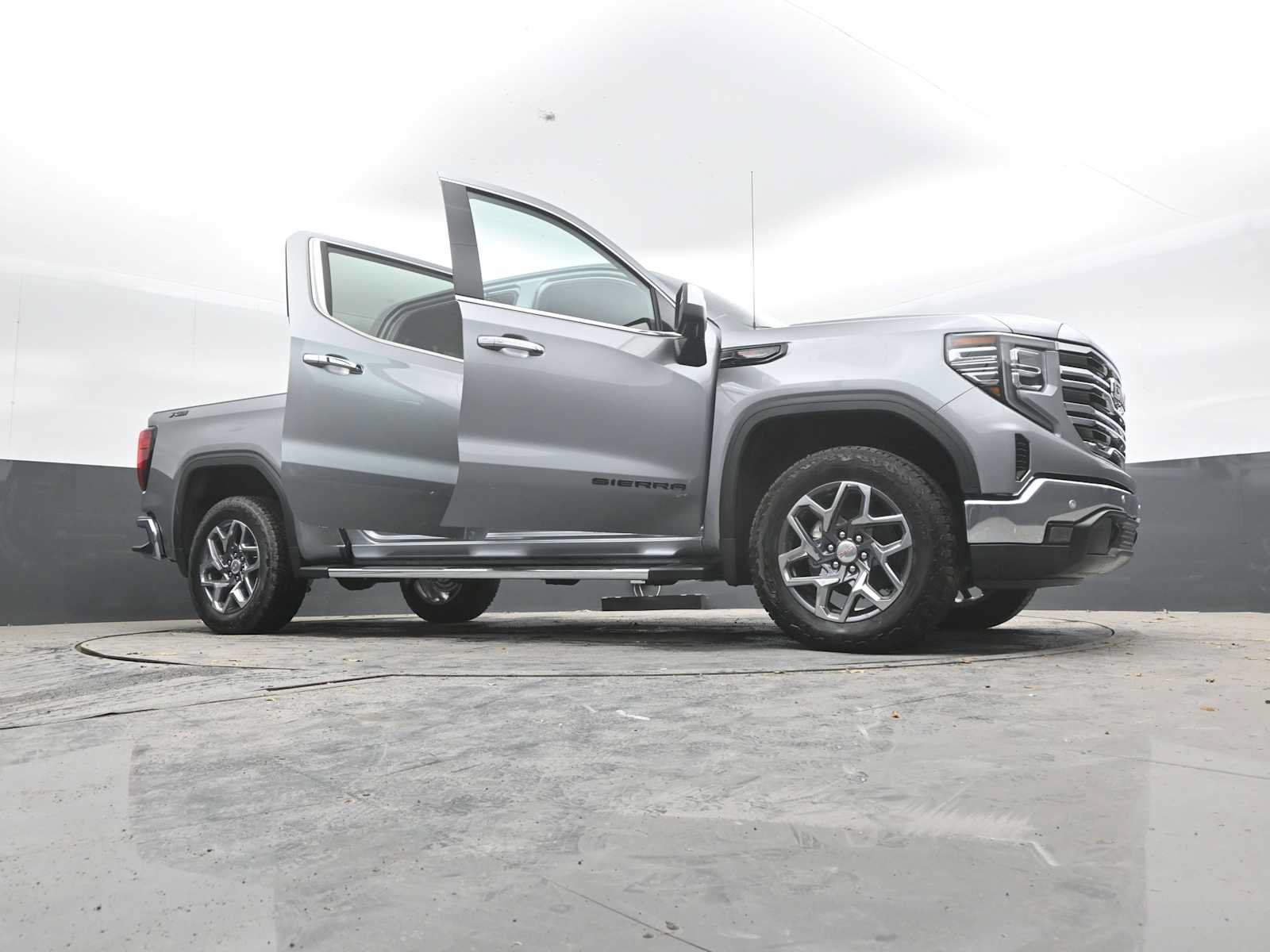 New 2026 GMC Sierra 1500 SLT w/ SLT Premium Package AWD/4WD image 39