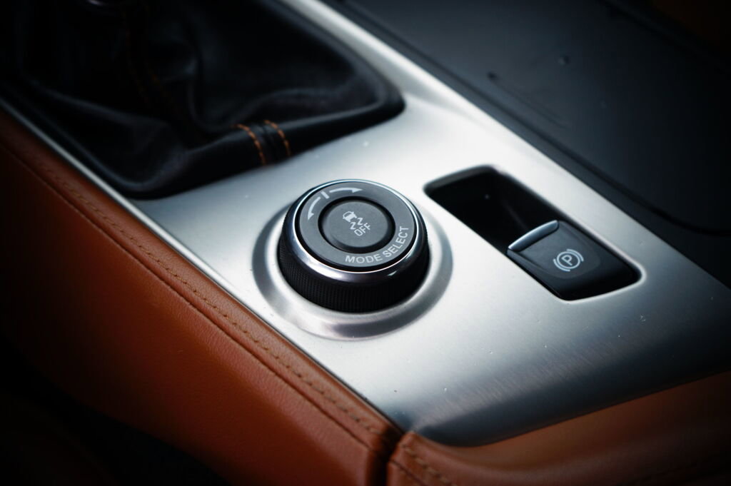 Used 2015 Chevrolet Corvette Stingray Coupe w/ 2LT Preferred Equipment Group image 25