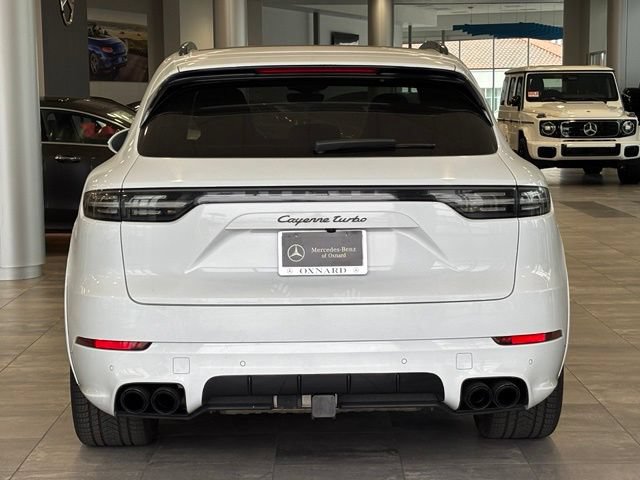 Used 2023 Porsche Cayenne Turbo AWD/4WD image 8