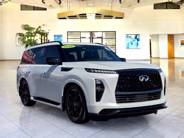 Certified 2026 INFINITI QX80 4WD image 3