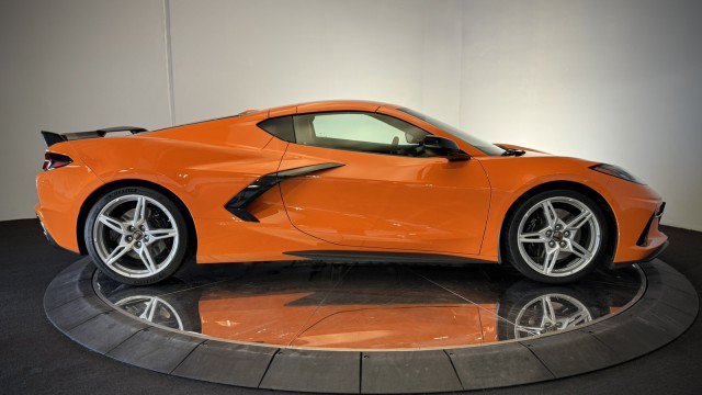 Used 2024 Chevrolet Corvette Stingray Premium Cpe w/ Z51 Performance Package RWD image 25