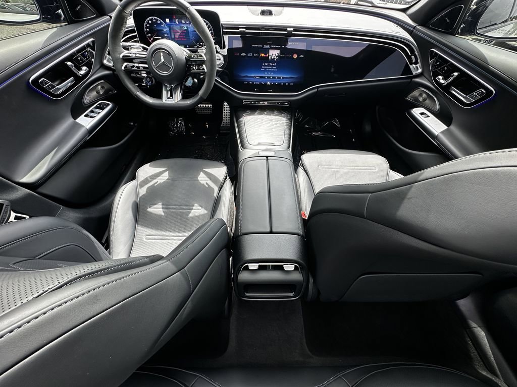 Certified 2025 Mercedes-Benz E 53 AMG e 4MATIC Sedan w/ AMG Dynamic Plus Package image 28