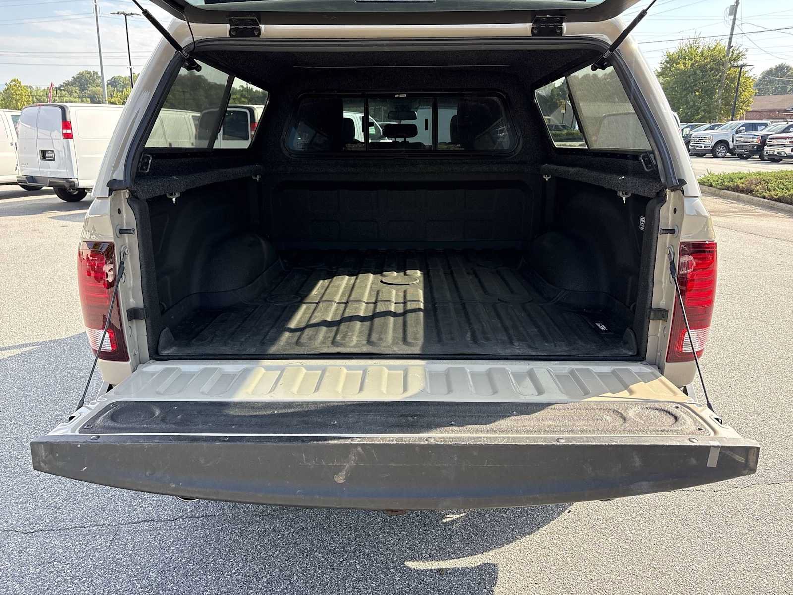 Used 2019 RAM 1500 Warlock w/ Electronics Group AWD/4WD image 22