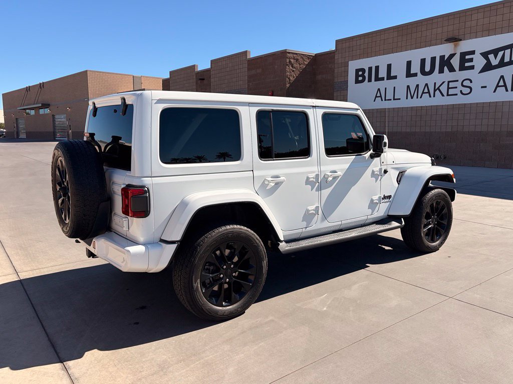 Used 2021 Jeep Wrangler Unlimited Sahara AWD/4WD image 7
