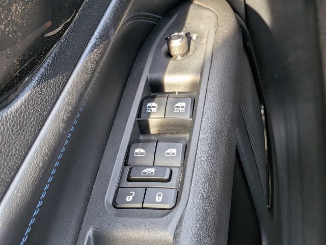 Used 2026 Jeep Compass Latitude AWD/4WD image 24