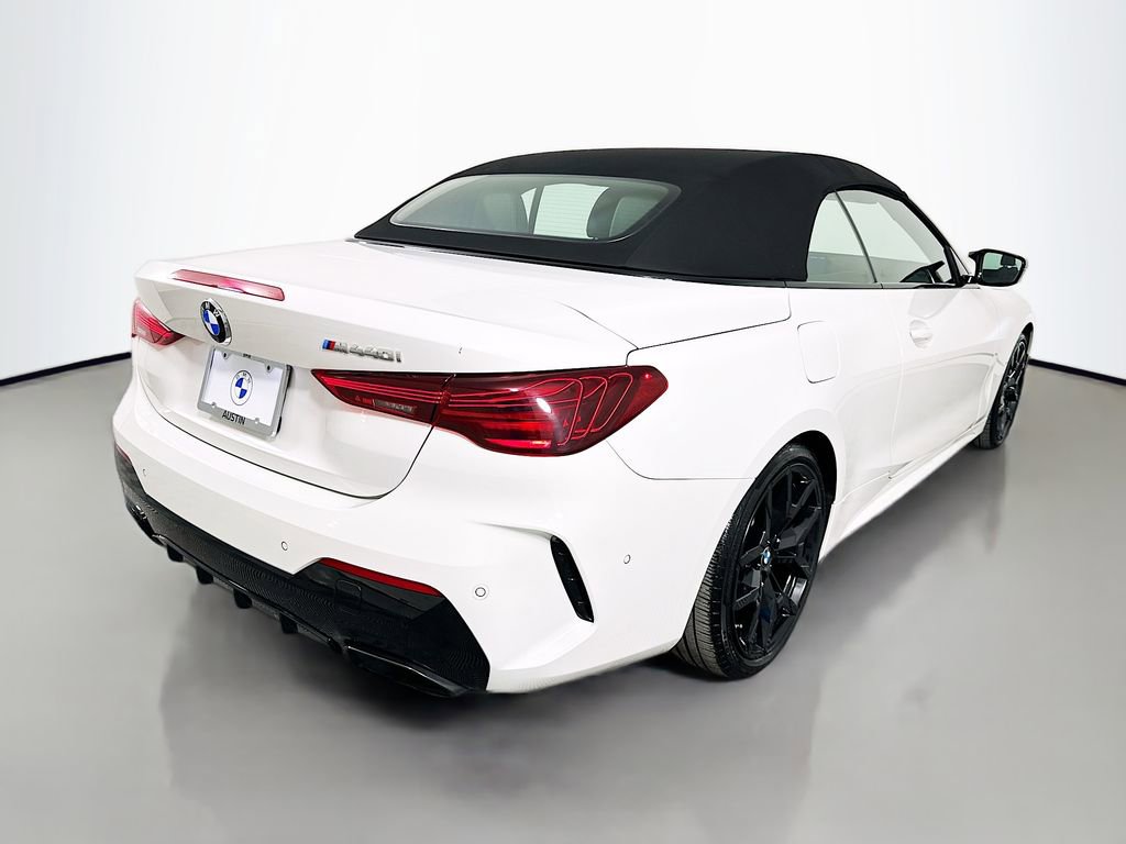 Used 2025 BMW M440i Convertible w/ Premium Package image 5
