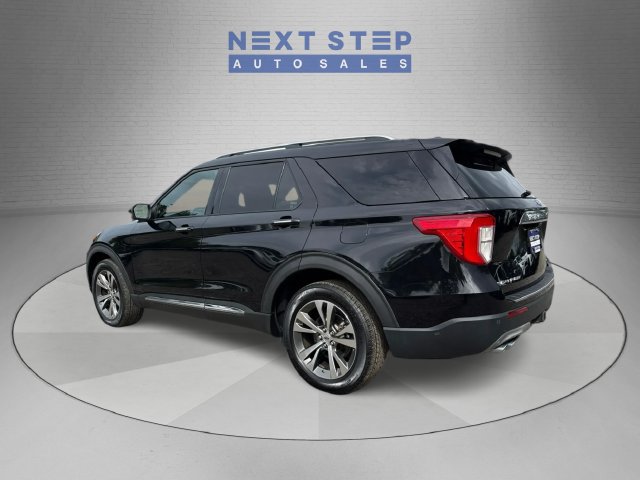 Used 2020 Ford Explorer Platinum w/ Premium Technology Package AWD/4WD image 5