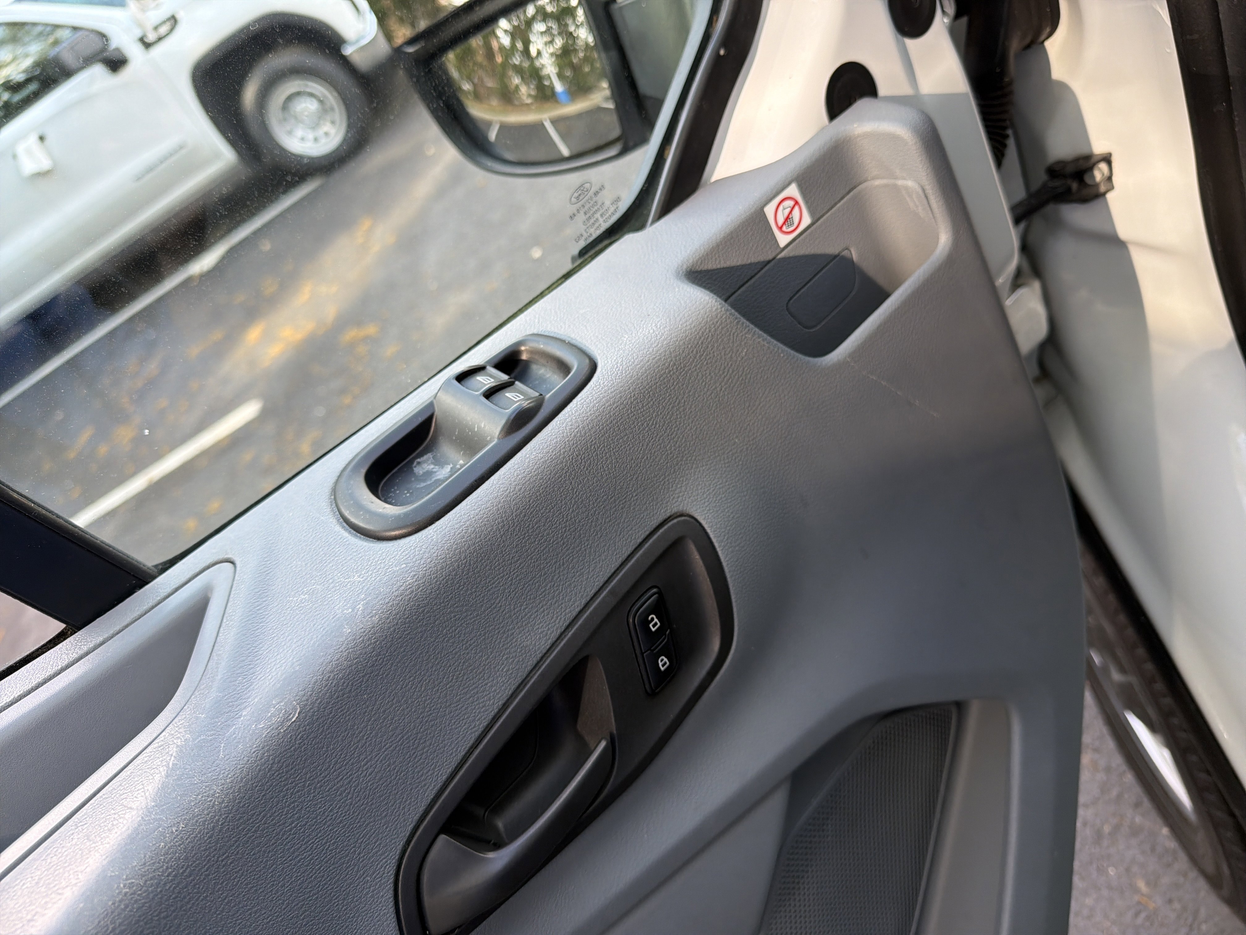 Used 2019 Ford Transit 250 148 Low Roof image 15