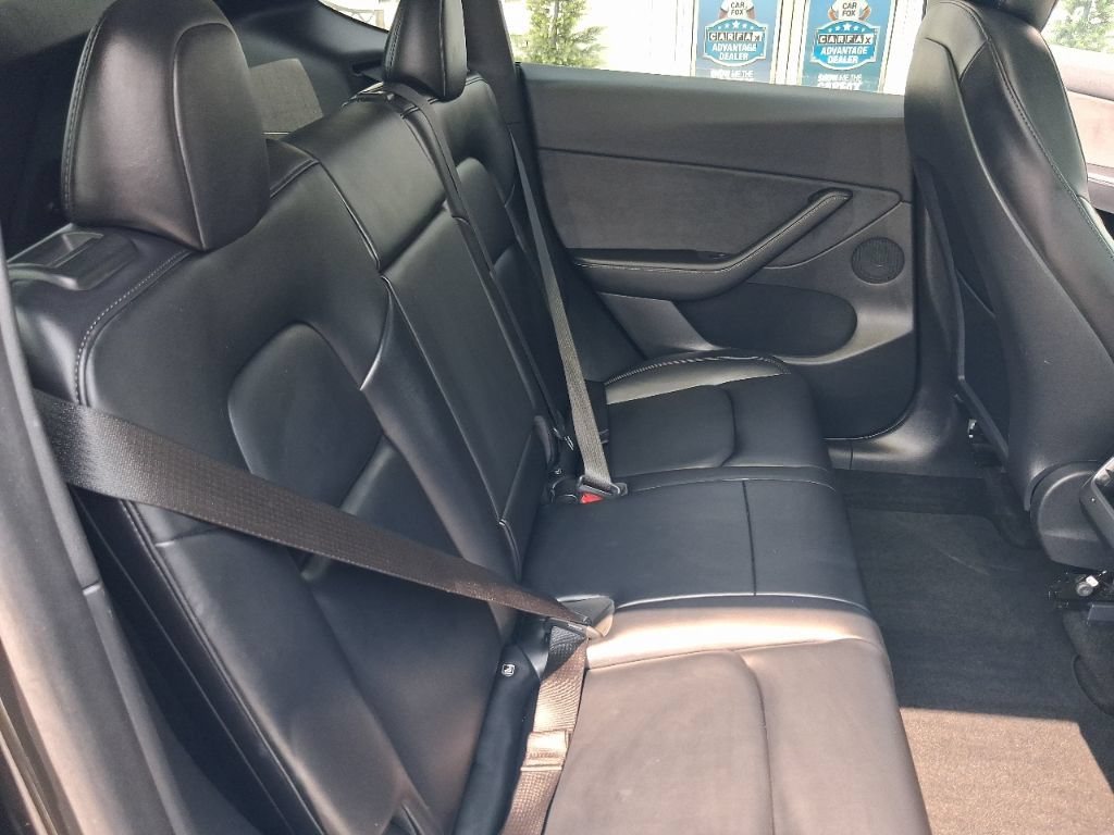 Used 2021 Tesla Model Y Long Range AWD/4WD image 14