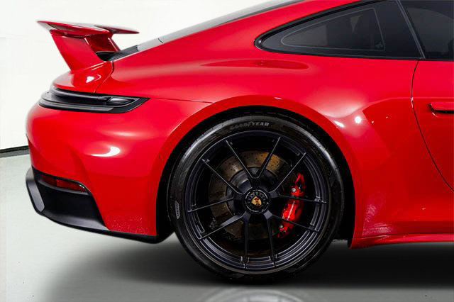 Used 2025 Porsche 911 Carrera 4 GTS image 8