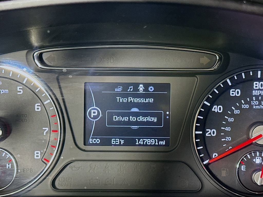 Used 2018 Kia Sorento LX image 12