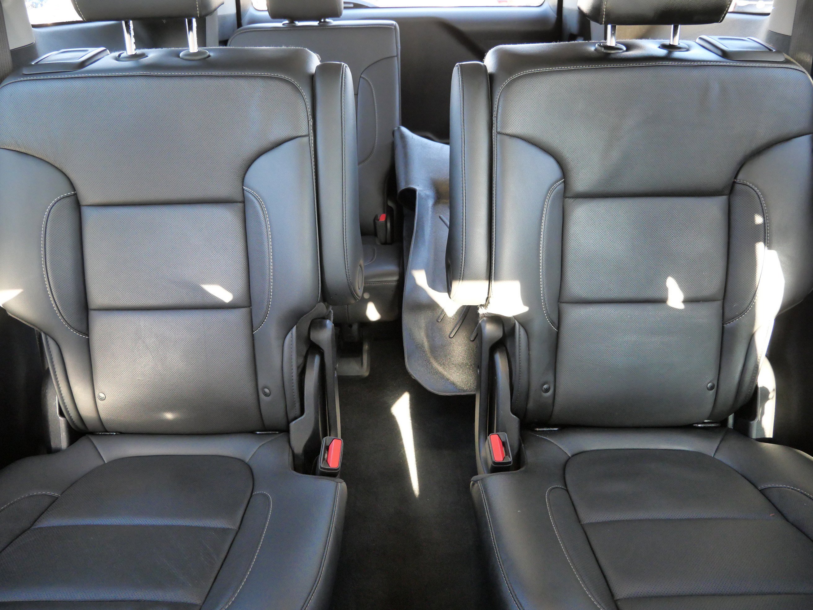 Used 2020 GMC Acadia SLT image 13