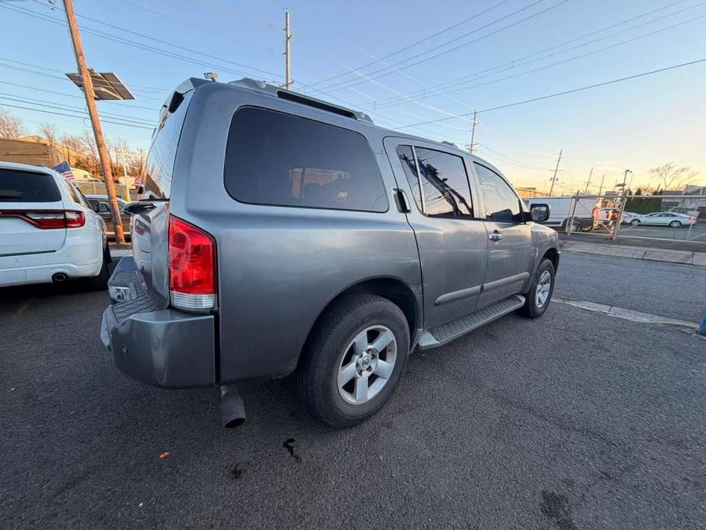 Used 2004 Nissan Armada SE AWD/4WD image 3