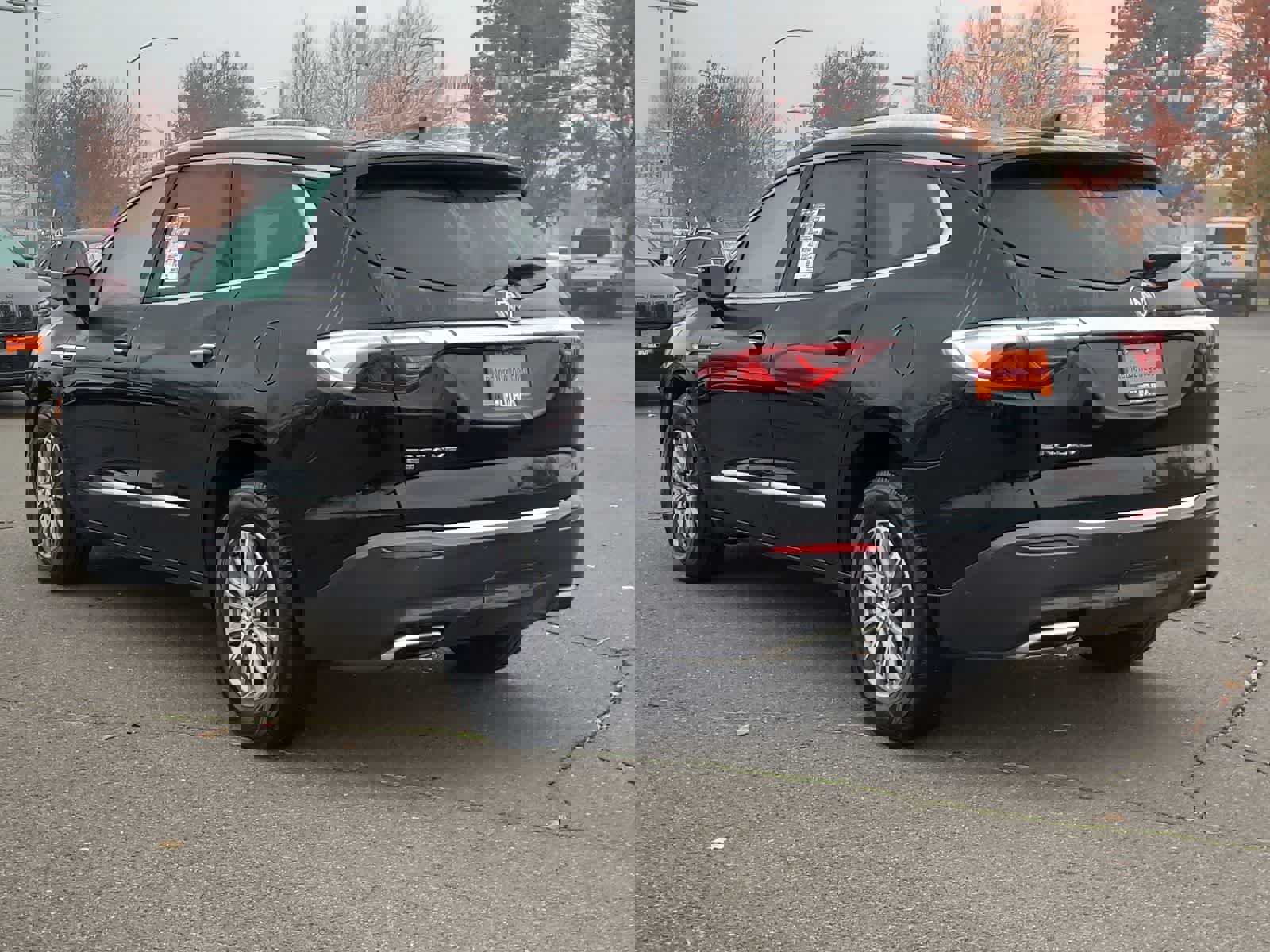 Used 2024 Buick Enclave Premium image 12