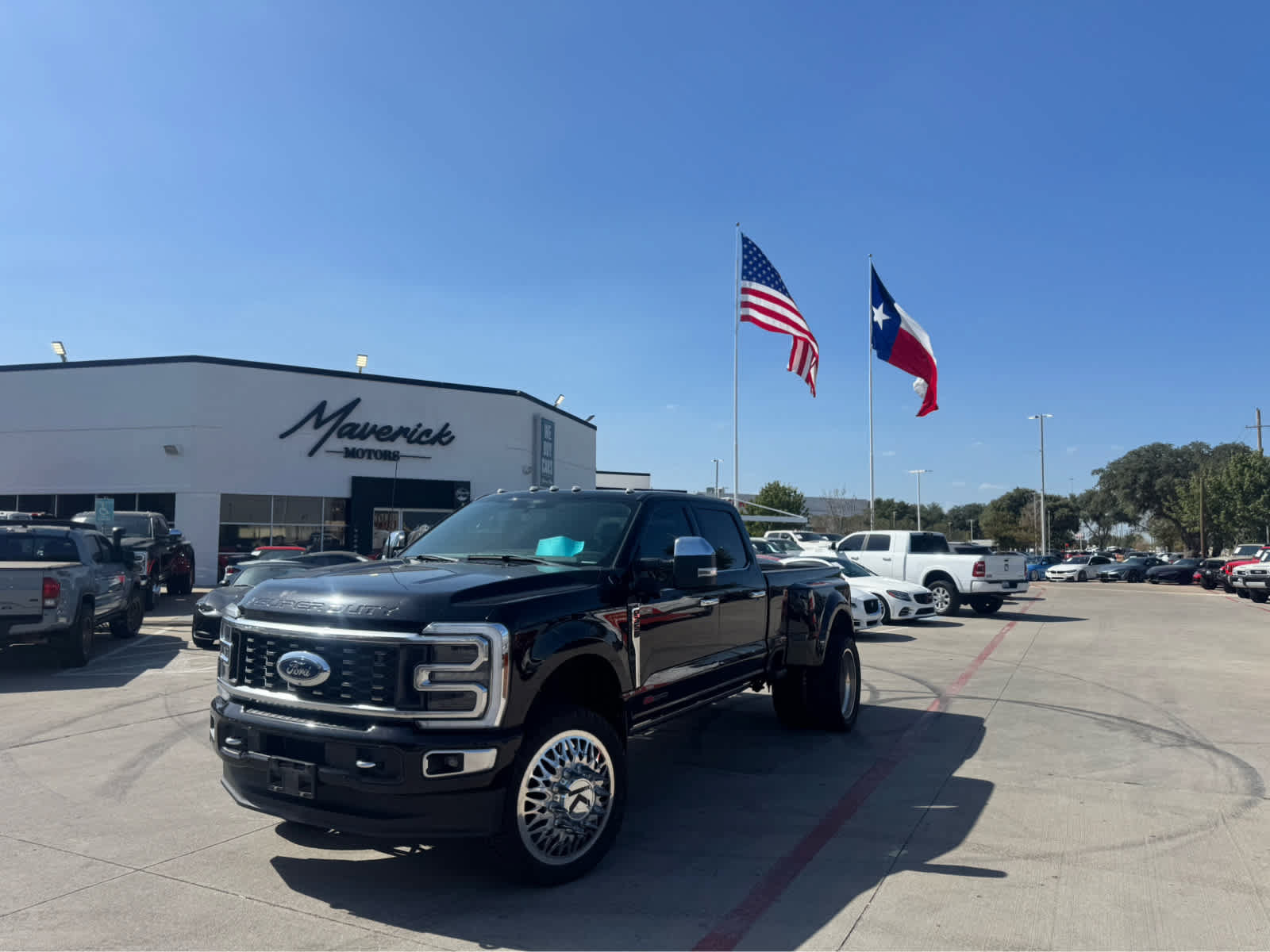 Used 2024 Ford F350 Platinum w/ FX4 Off-Road Package