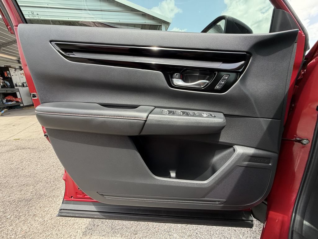 Used 2025 Honda CR-V Sport Touring image 20