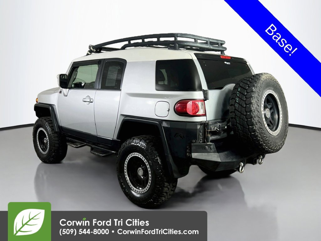 Used 2007 Toyota FJ Cruiser 4WD w/ Upgrade Pkg 1 image 10