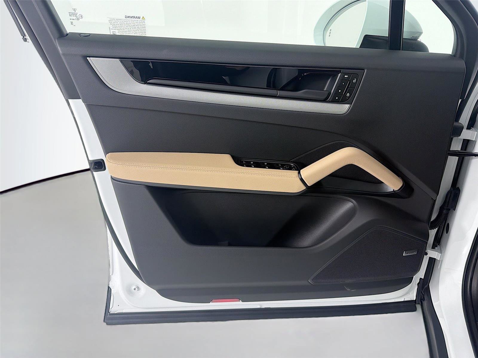 New 2026 Porsche Cayenne Coupe image 6