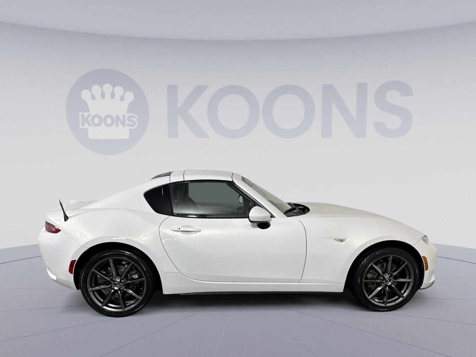 Used 2017 MAZDA MX-5 Miata RF Grand Touring image 8