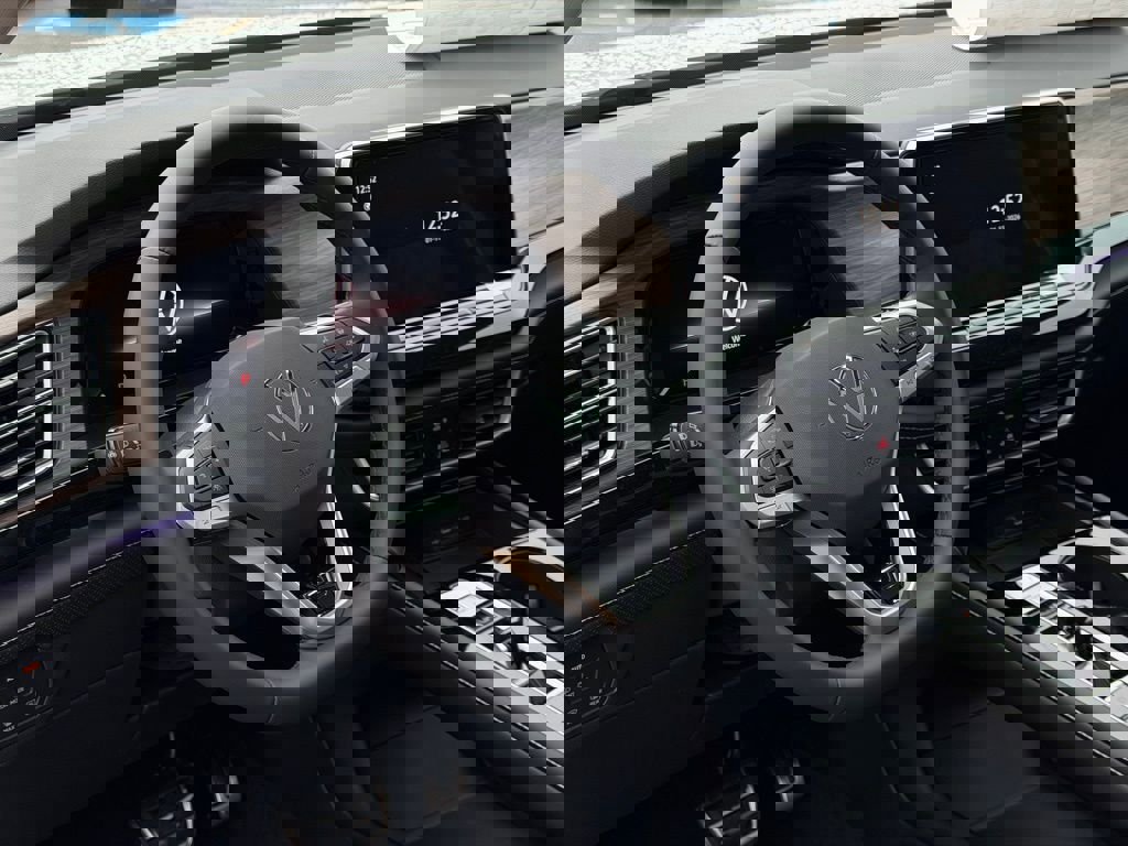 New 2026 Volkswagen Atlas SEL Premium R-Line image 23