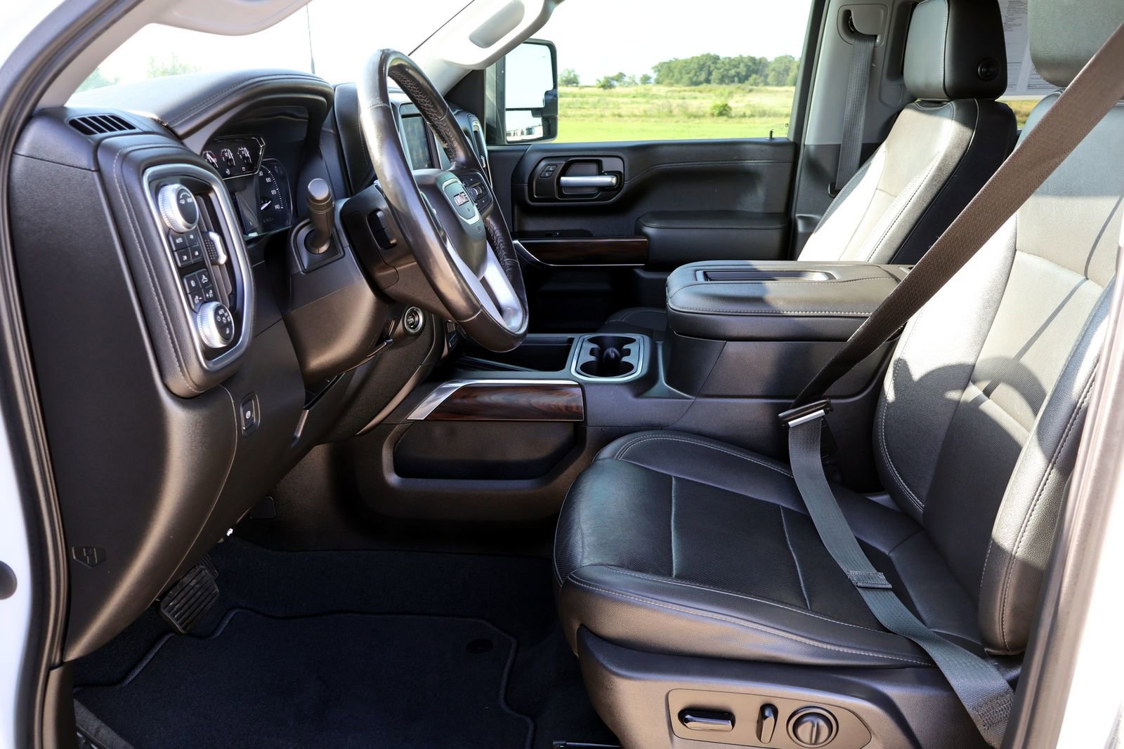 Used 2021 GMC Sierra 2500 SLT w/ SLT Premium Package AWD/4WD image 20