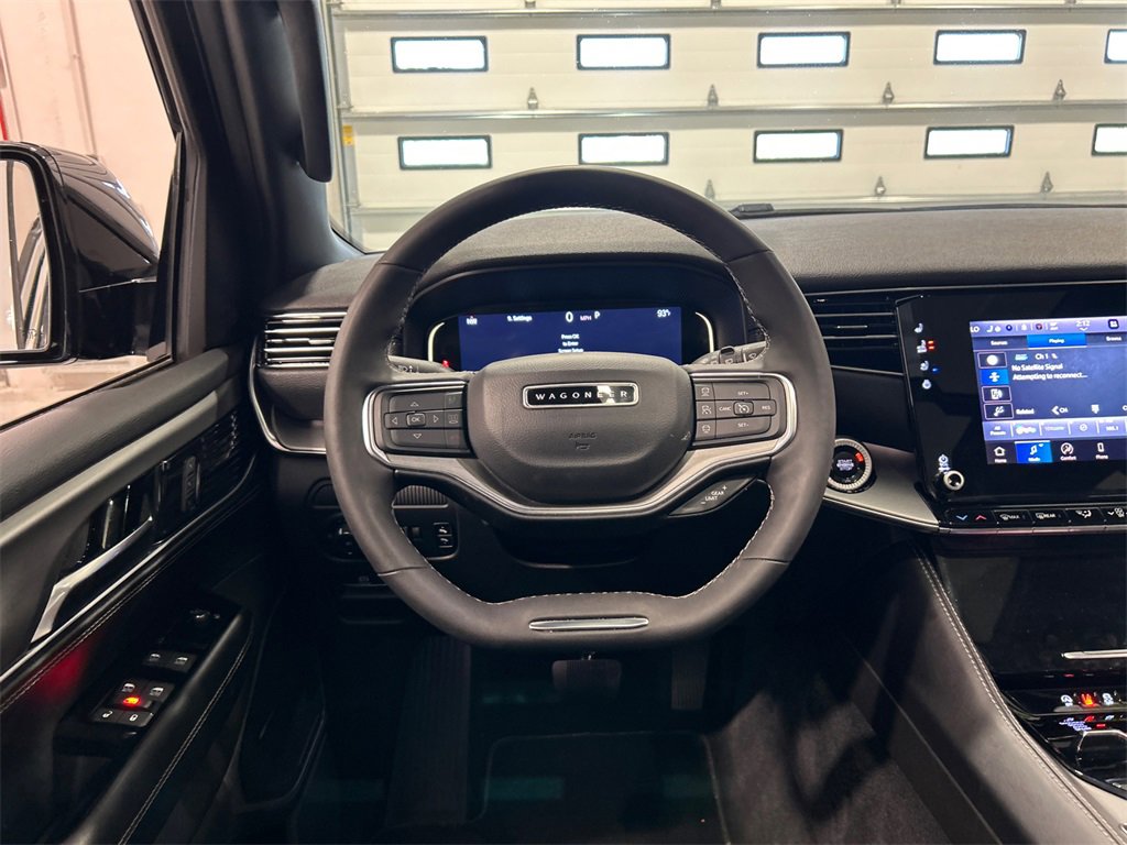 Used 2024 Jeep Wagoneer Series II image 28