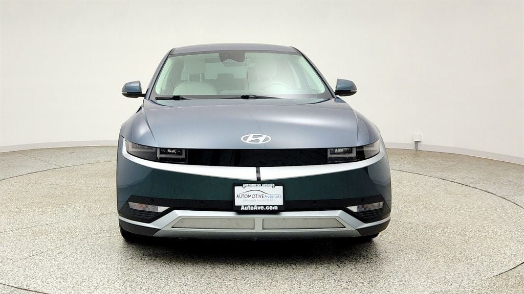 Used 2023 Hyundai Ioniq 5 SEL AWD/4WD image 2