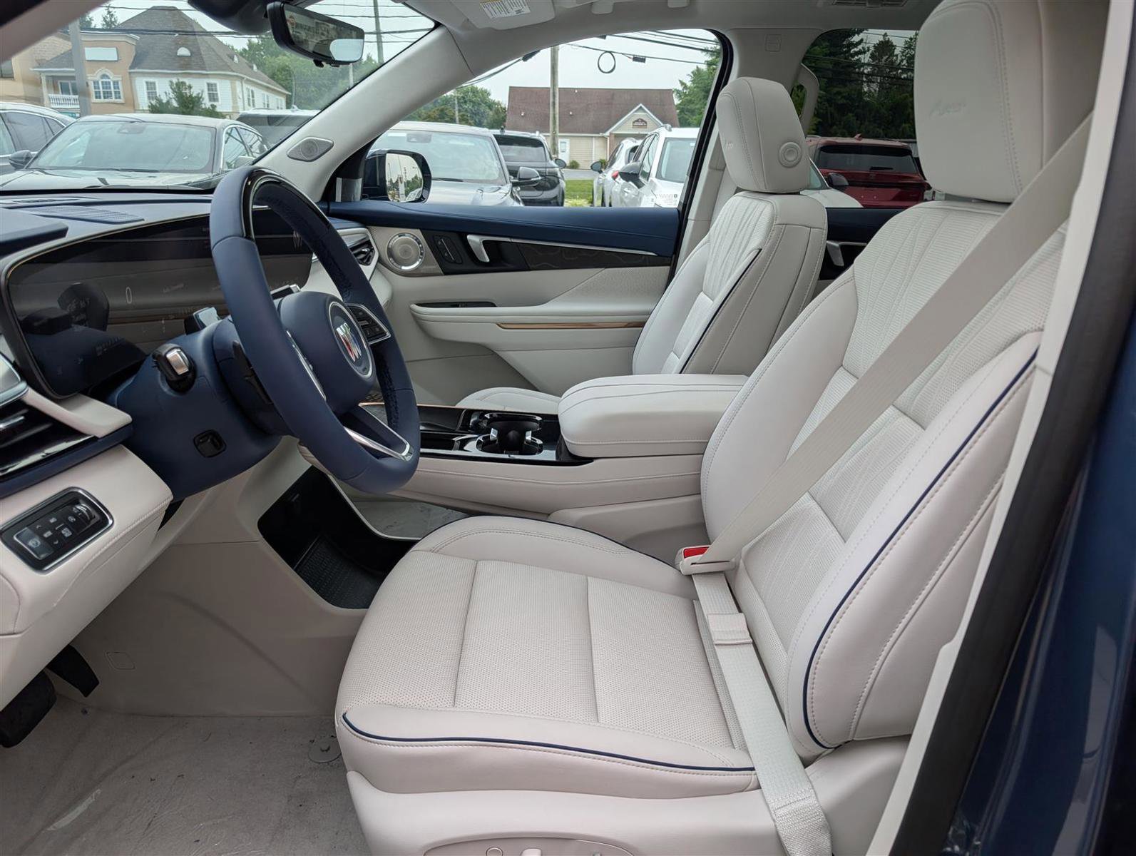 New 2026 Buick Enclave Avenir w/ Super Cruise Package image 17