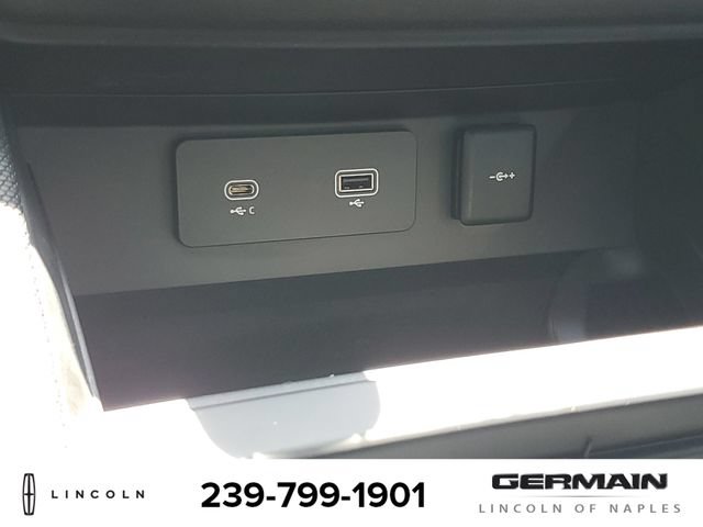 Used 2024 Land Rover Defender 130 Outbound AWD/4WD image 33