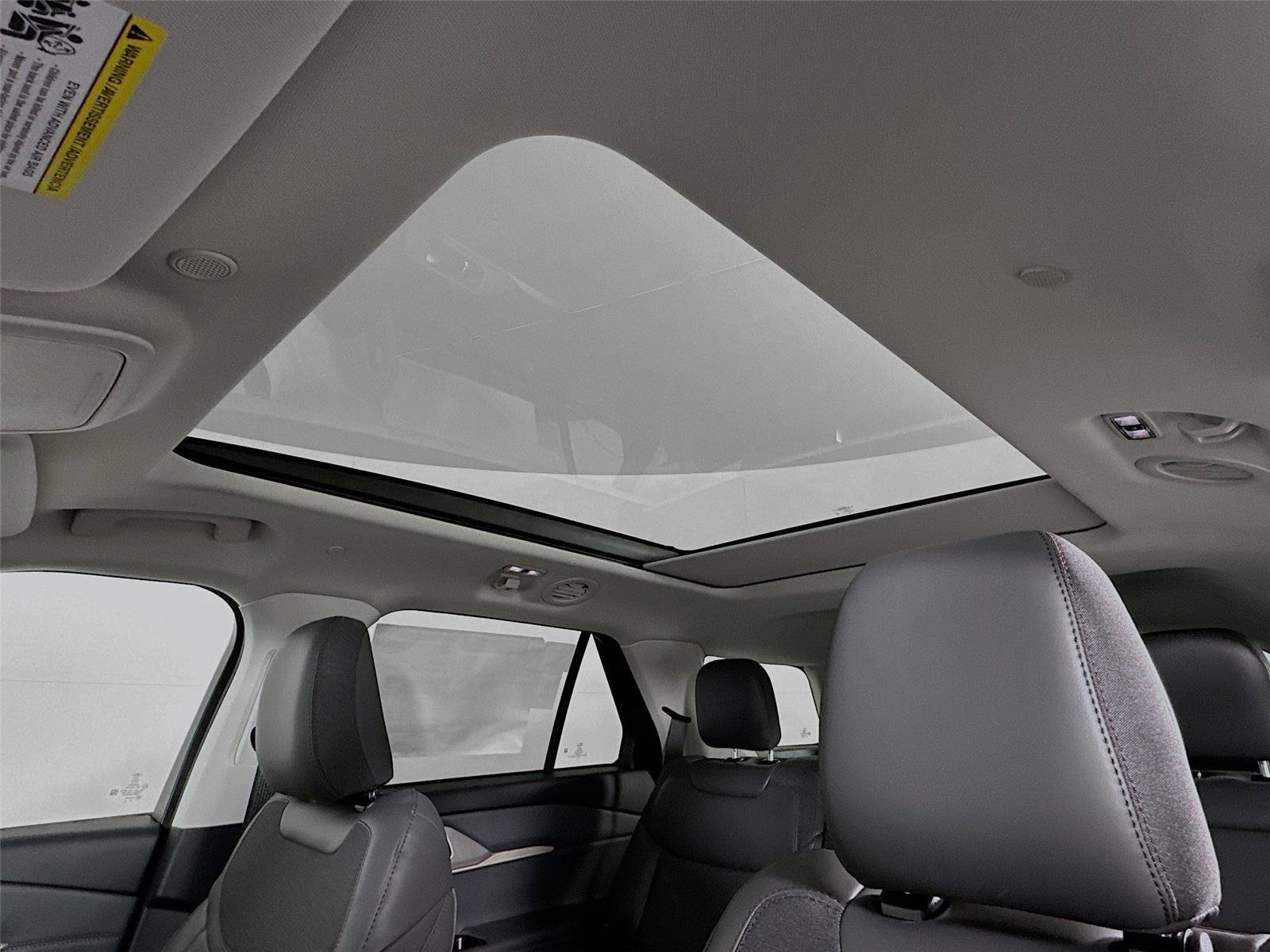 New 2026 Ford Explorer Active w/ Active Comfort Package image 17