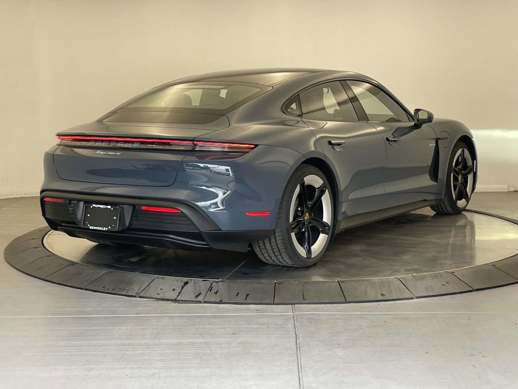 New 2025 Porsche Taycan image 7